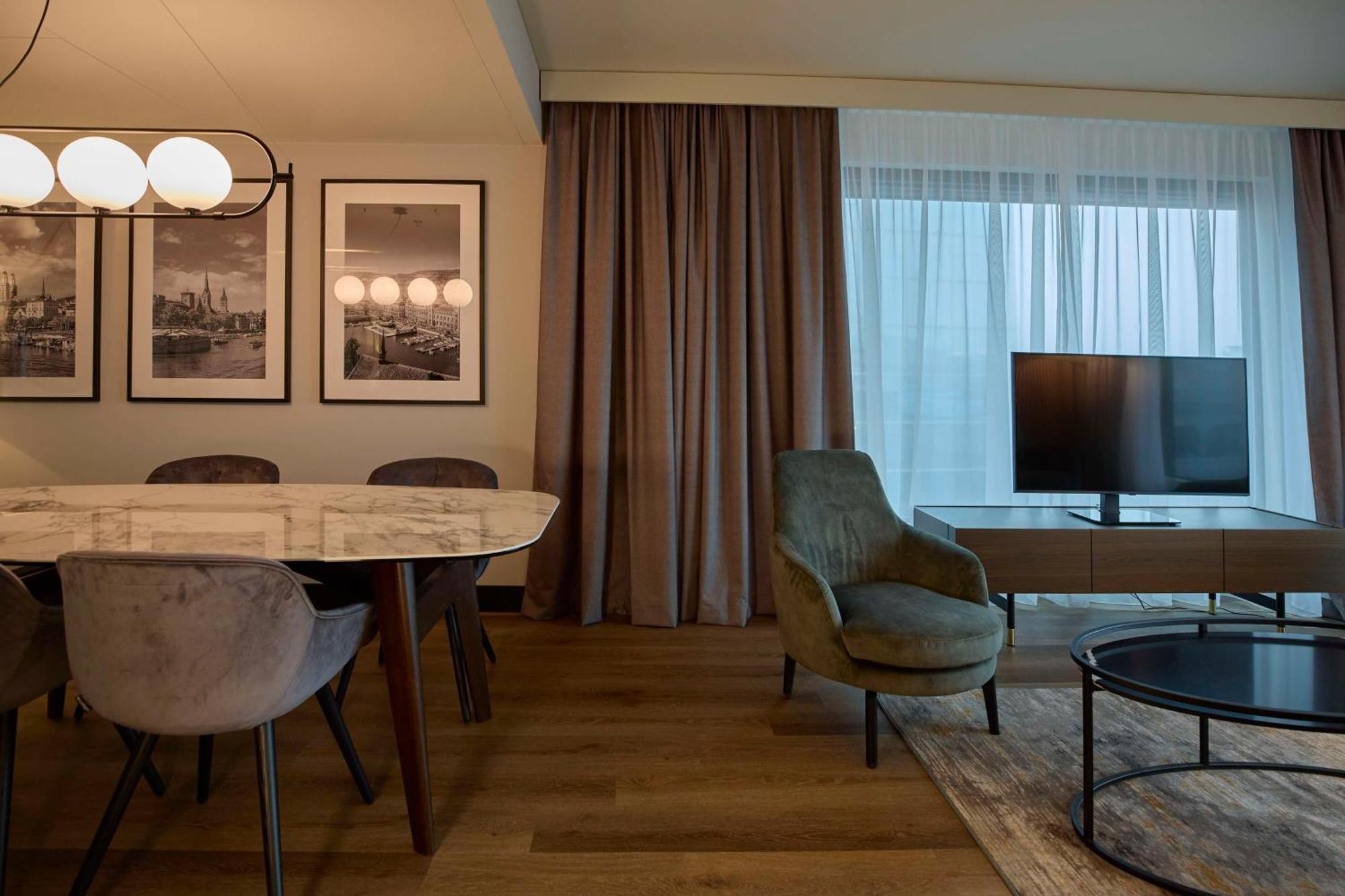 Radisson Blu Hotel Zurich Airport Kloten Esterno foto