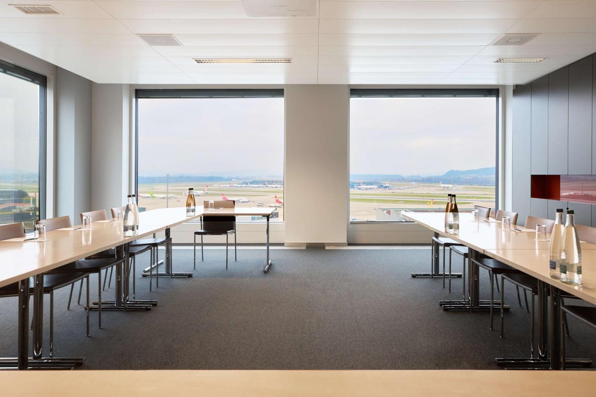 Radisson Blu Hotel Zurich Airport Kloten Esterno foto