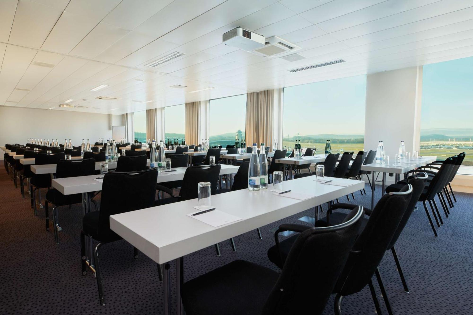 Radisson Blu Hotel Zurich Airport Kloten Esterno foto